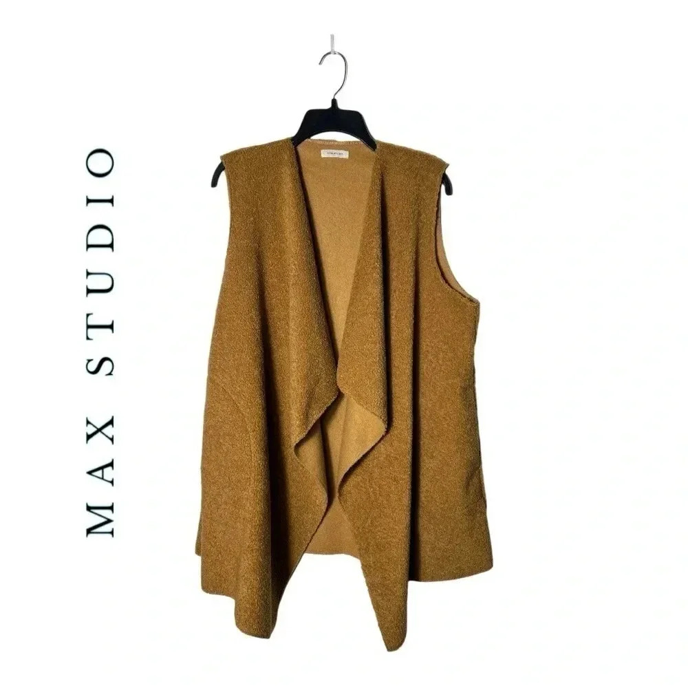 1818. MAX STUDIO FAUX FUR VEST COGNAC IN SOLUD COLOR SEE MEASUREMENTS FOR SIZE